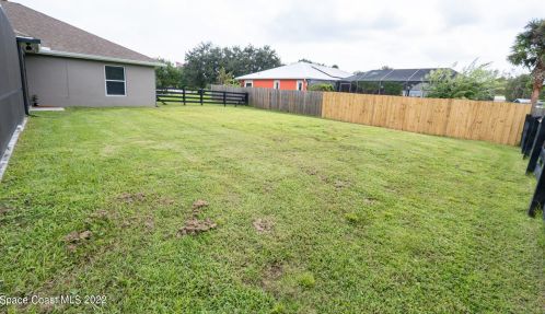 4969 Hamlin Cir, Mims FL  32754-5777 exterior