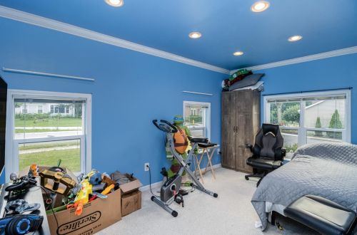 352 Park Ave, Valpo IN  46383-4645 exterior