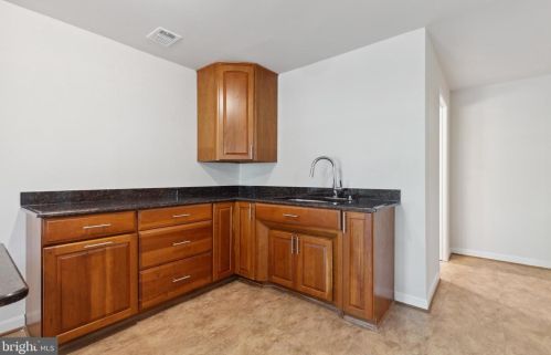 5758 Benford Dr, Haymarket VA  20169-2503 exterior