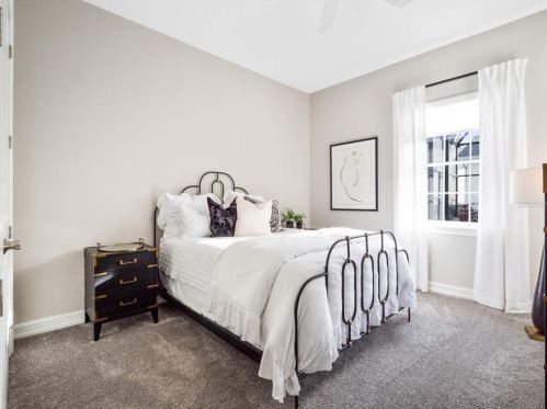 1070 Nash Dr, Kissimmee FL  34747-4319 exterior