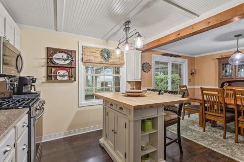 120 Mcmahon Dr, Manor PA 15665-9603 exterior