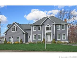 87 Maple Valley Rd, Manchester, CT 06043-7659