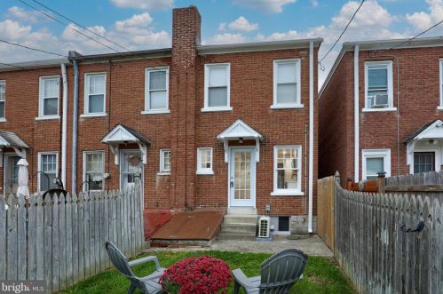 726 New Holland Ave, Lancaster PA  17602-2137 exterior