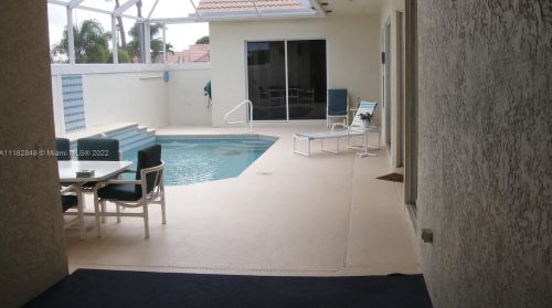 740 Aruba Bay, Fort Pierce, FL 34986-3425