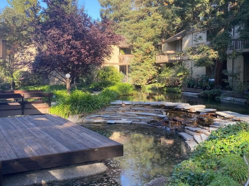505 Cypress Point Dr, Mountain View CA  94043-4864 exterior