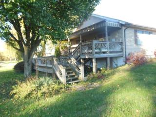 1799 River Rd, Aberdeen, OH 45101-9372