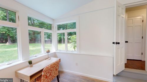 913 Lake Dr, Trenton NJ  08648-4003 exterior