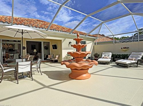 3484 Donoso Ct, Naples FL 34109-1395 exterior