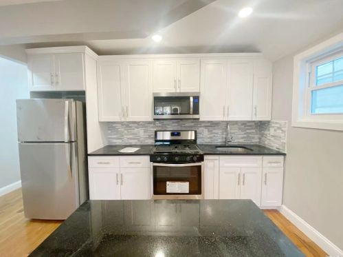 101-24 111th St, Jamaica NY  11418-1638 exterior