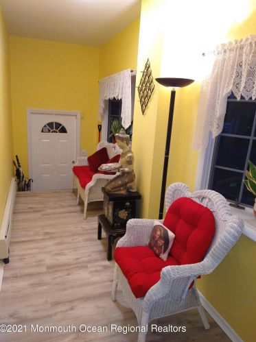1108 85th St, North Bergen, NJ 07047-4302