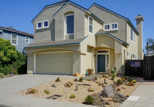 531 Chateau Way, Vacaville, CA 95687-7428