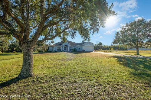4957 Hamlin Cir, Mims, FL 32754-5777