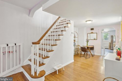 121 League St, Philadelphia PA  19147-4224 exterior