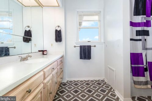 11 Thrush Dr, Carlisle PA  17015-7653 exterior