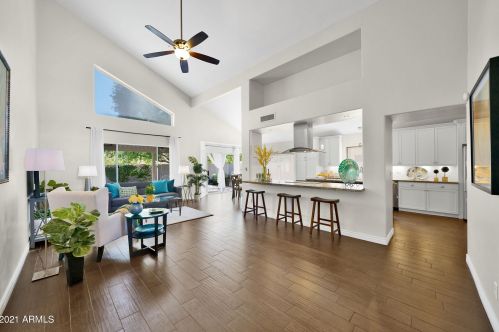 8939 Floriade Dr, Scottsdale, AZ 85260-7565