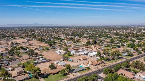 3623 Yorkshire Dr, Glendale AZ  85308-2335 exterior