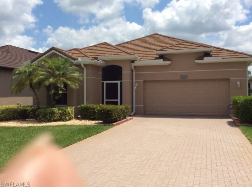 2262 Bainmar Dr, Lehigh Acres, FL 33973-6073