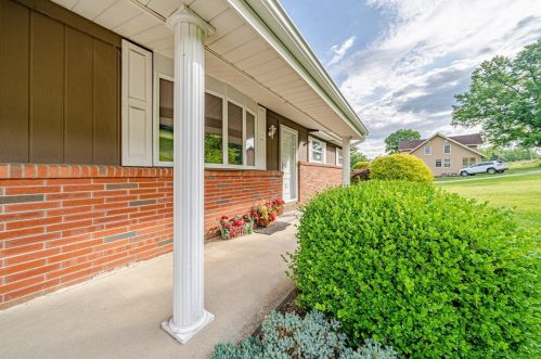 194 State St, North Charleroi, PA 15022-2604