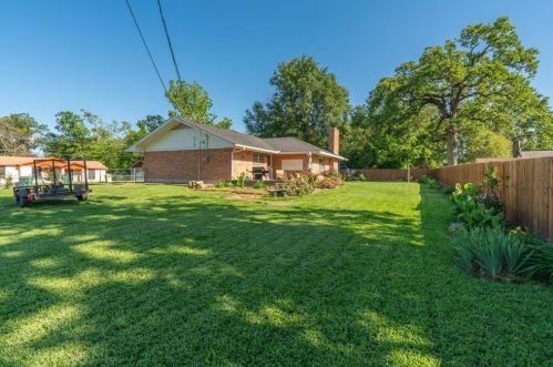 906 Lakewood St, Greenville TX  75401-2144 exterior