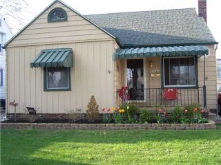 2542 Thoman Pl, Toledo, OH 43613-3841