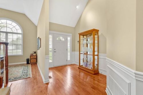 174 Shoreline Dr, Canonsburg, PA 15317-6635