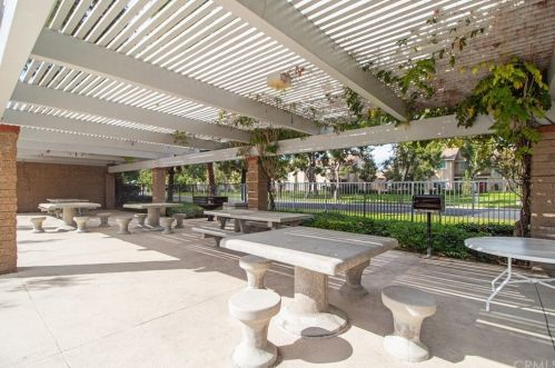 88 Greenfield, Irvine CA 92614-5464 exterior