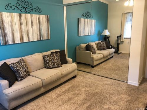 17430 7 Spg Way, Riverside CA 92504-9454 exterior