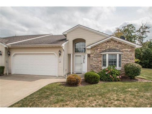 3134 Glenbrook Dr, Twinsburg, OH 44087-4906