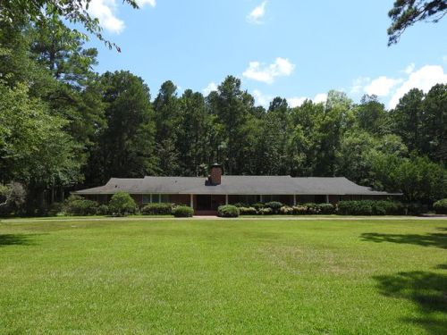 621 7th St, Smackover, AR 71762-1708