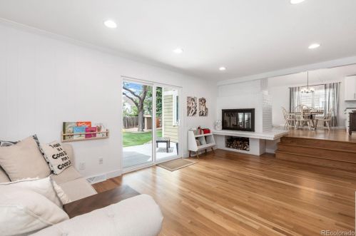 7869 Valentia St, Englewood CO  80112-3301 exterior