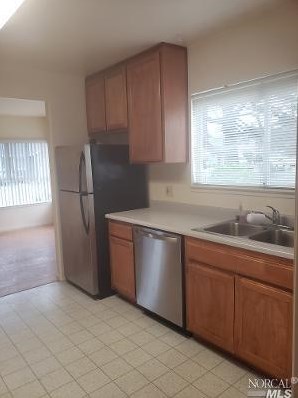 605 Brown St, Santa Rosa, CA 95404-5016