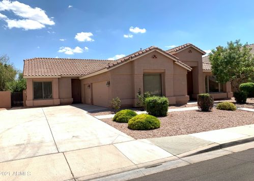 2393 Spruce Dr, Chandler, AZ 85286-6744
