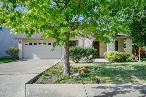 239 Wildwood Dr, Georgetown TX  78633-5015 exterior
