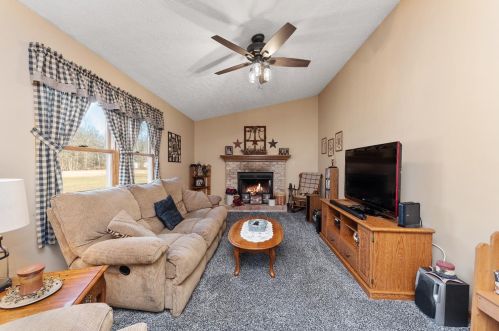 162 Black Hawk Dr, Sardinia OH  45171-9665 exterior