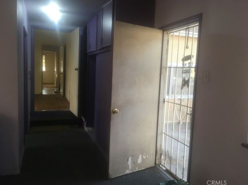 368 Vine Ave, Upland, CA 91786-7164