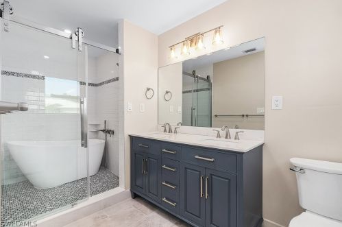 2704 Sanibel Blvd, Saint James City FL  33956-2232 exterior