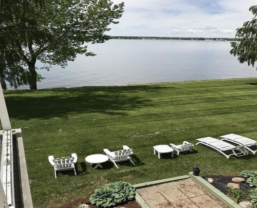 152 Windmill Pt Ext, Alburgh, VT 05440-9743