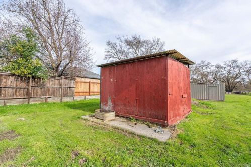 6530 Old Redwood Hwy, Santa Rosa CA  95403-1480 exterior