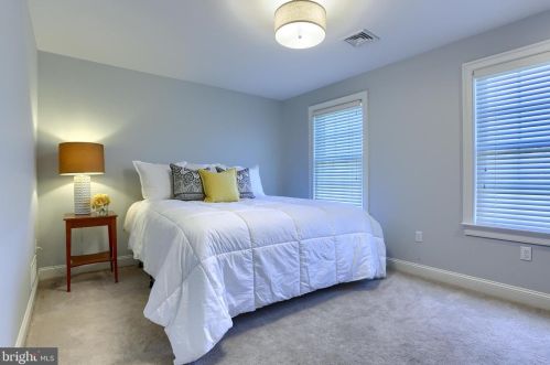 644 Southridge Dr, Navy Sup Dpt PA  17055-6025 exterior