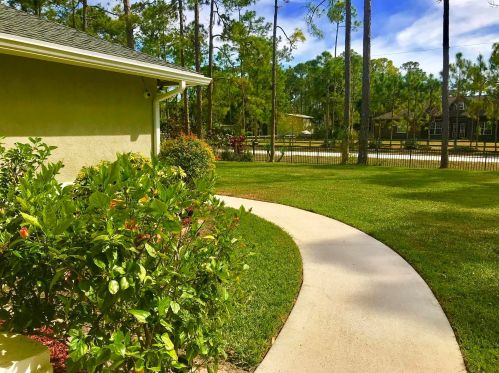 16179 84th Ct, Town Of Loxahatchee Groves, FL 33470-6205