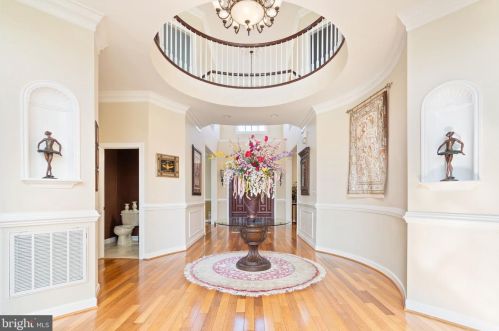 15840 Parnell Ct, Haymarket VA  20169-1667 exterior