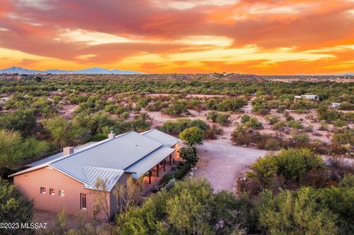 12350 Mesquite Trl, Tucson, AZ 85747-9312