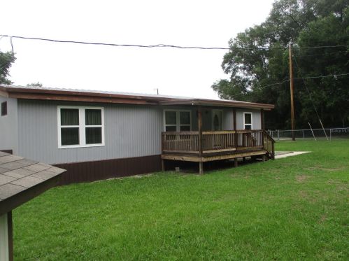 18549 26th St, Ocklawaha, FL 32179-2506