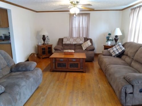 38 Sweetbriar Ave, Florence, KY 41042-1615