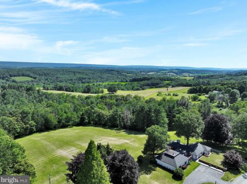 1130 Schuylkill Mountain Rd, Schuylkill Haven PA  17972-9139 exterior