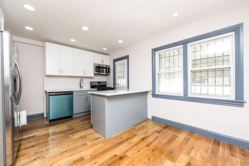 12039 Inwood St, Jamaica, NY 11436-1545