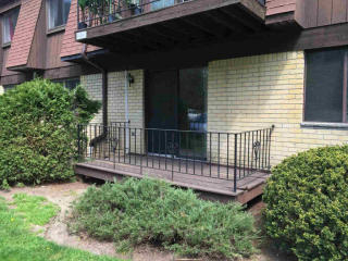 405 Cherry Hill Dr, Poughkeepsie, NY 12603-1734