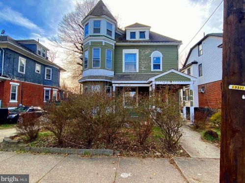 537 Rutherford Ave, Trenton, NJ 08618-4429