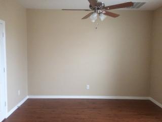 309 Tioga St, Burleson TX  76028-8195 exterior