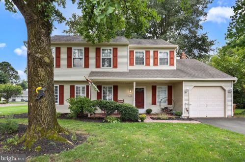 76 Jasons Way, Southampton, PA 18954-1029